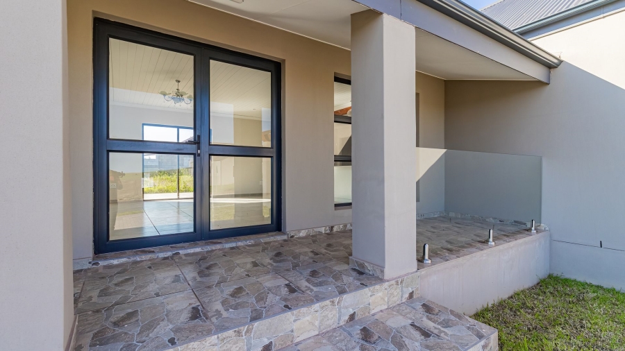 3 Bedroom Property for Sale in Vredenburg Western Cape